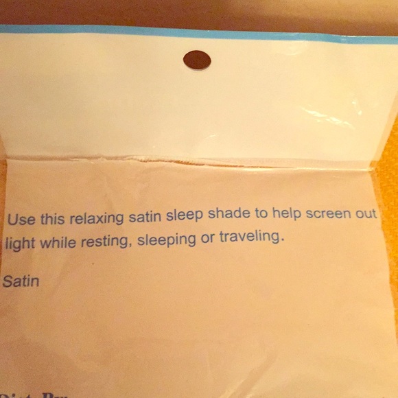 👸🏻ONLY ONE! Eye Lashes Sleep Mask👸🏻 - Picture 7 of 8